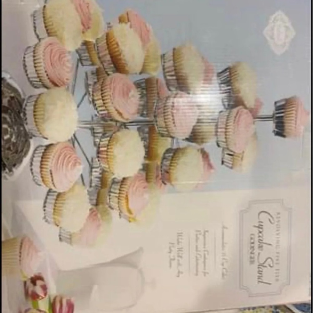 Cupcake holder